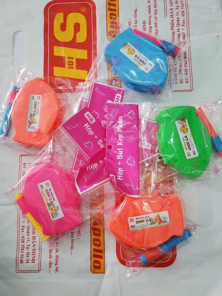 HS Bút kẹp phấn + Hộp ( Hình Bướm, Hình Voi, Hình Cá, Hello Kitty)