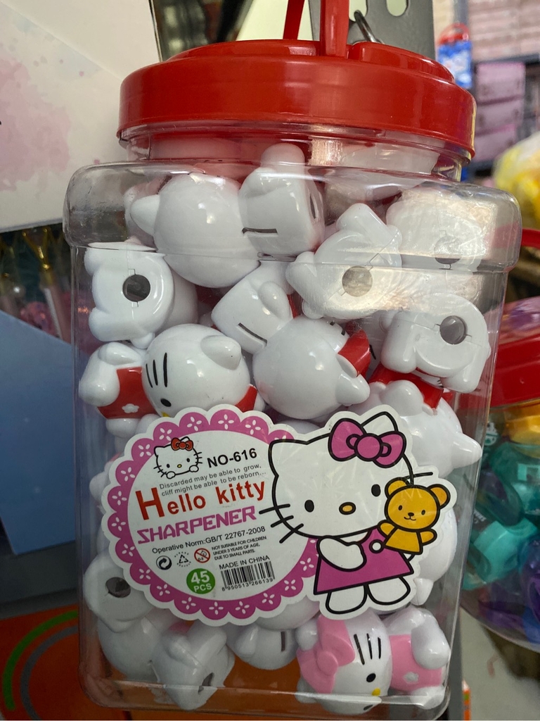 Chuốt Hello Kitty NO 616 (45 Cái/Lon; 48 Lon/Thùng)