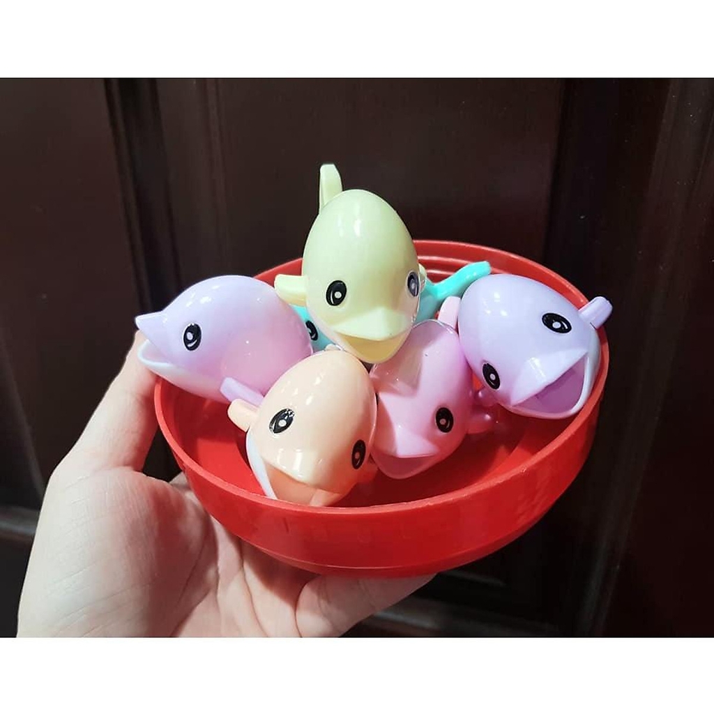 Chuốt Kiểu Hình Con Cá Heo FK1706 (48 Cái/Lon; 36 Lon/Thùng)