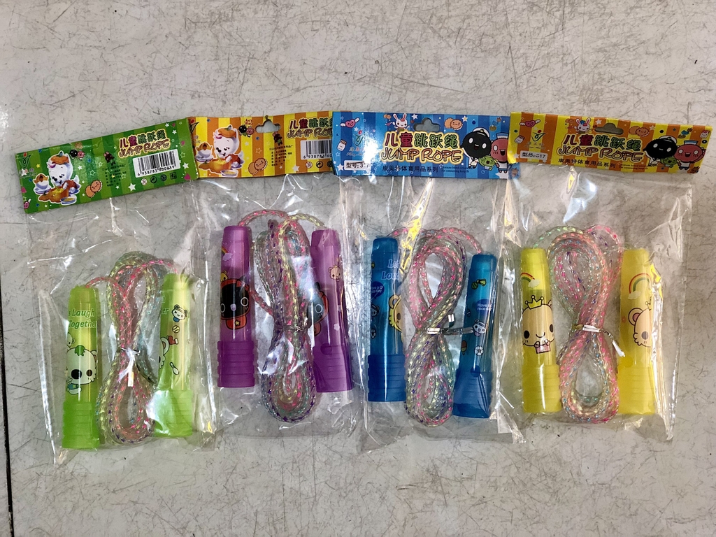 Dây nhảy không bấm số nhựa cứng 317