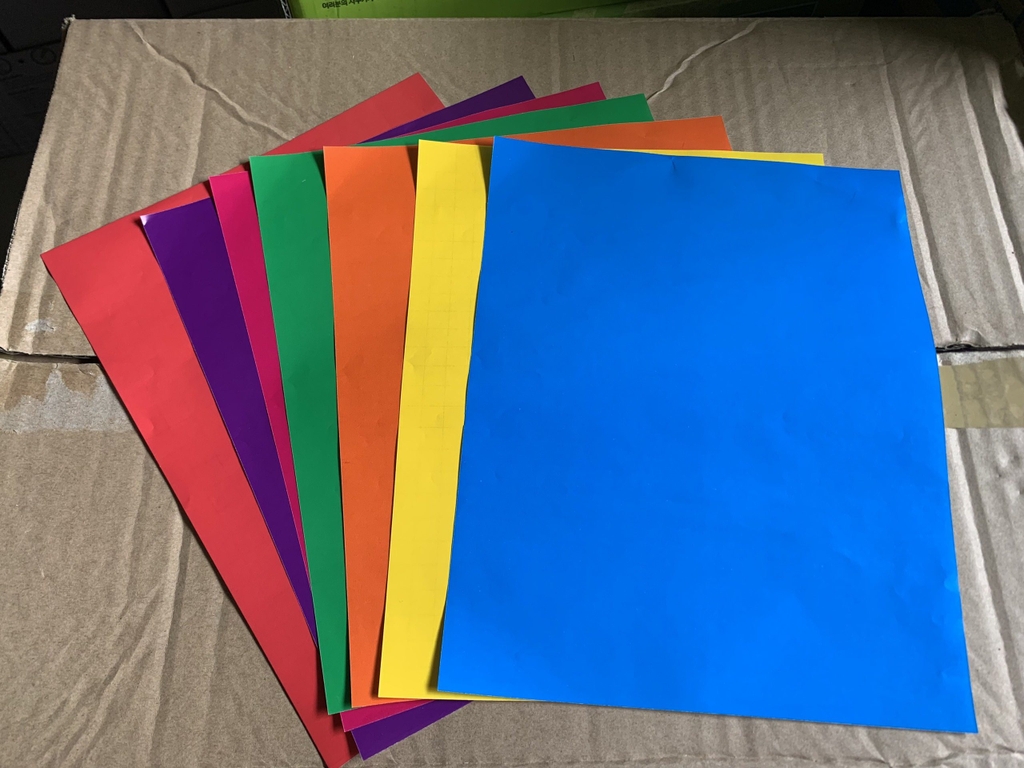 Giấy Thủ Công Khổ (17x21) KHÔNG KEO (7 Tờ/ Xấp; 100 Xấp/ Bó)