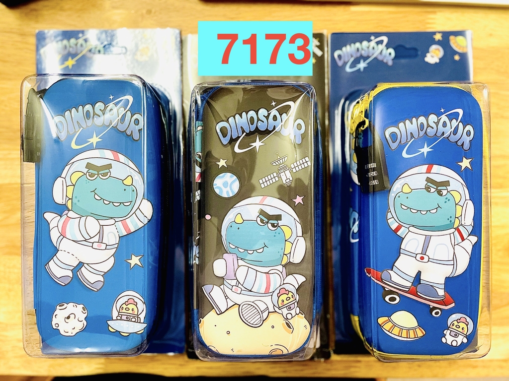 Ví đựng bút Cứng 3D Nổi 7173 (36 Cái/Thùng)