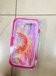 Bộ Compa Chì Bấm, Thước Gôm 6807 (12 Bộ/Hộp; 18 Hộp/Thùng)