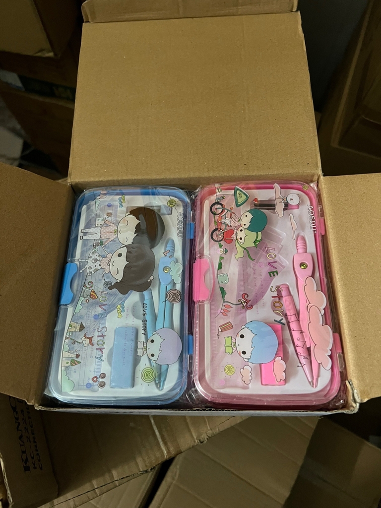 Bộ Compa Chì Bấm, Thước Gôm 6807 (12 Bộ/Hộp; 18 Hộp/Thùng)