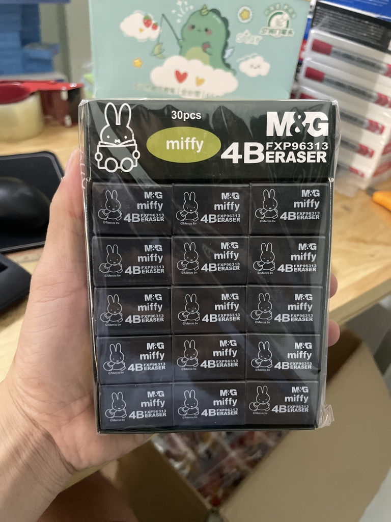 Gôm Đen Thỏ NHỎ MG - FXP96313 (30 Cục/Lốc; 30 Lốc/Thùng)