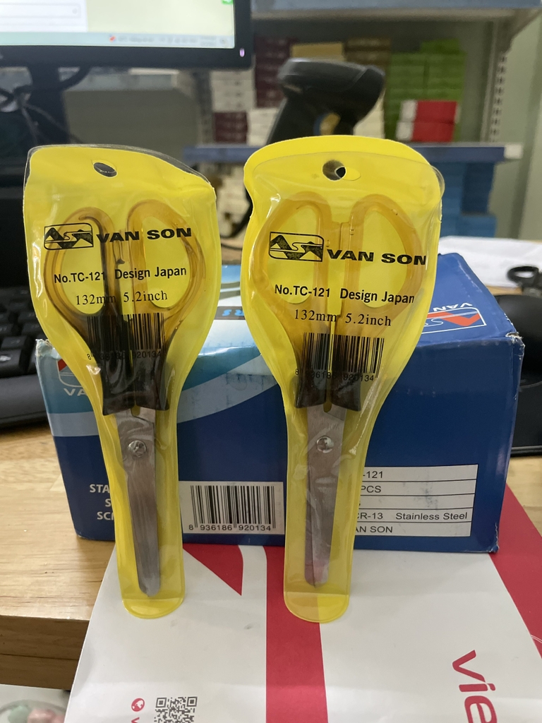 Kéo Vân Sơn TC121 (24 Cây/Hộp; 30 Hộp/Thùng)