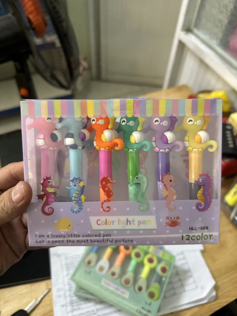 Bút dạ quang 2 đầu thú HLL-065 (6 Cây/Hộp)