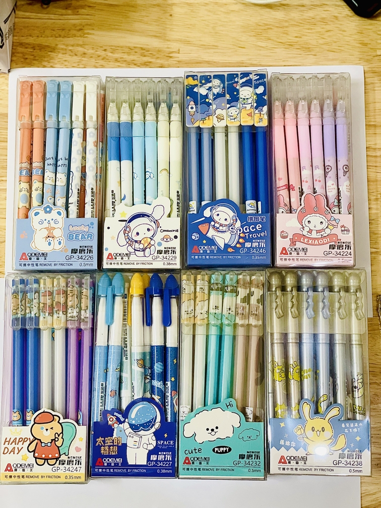 . Bút Gel Xóa Được NẮP Đậy AODEMEI và King/SL HỘP KIẾNG (12 Cây/Hộp; 12 Hộp/Lốc; 16 Lốc/Thùng)