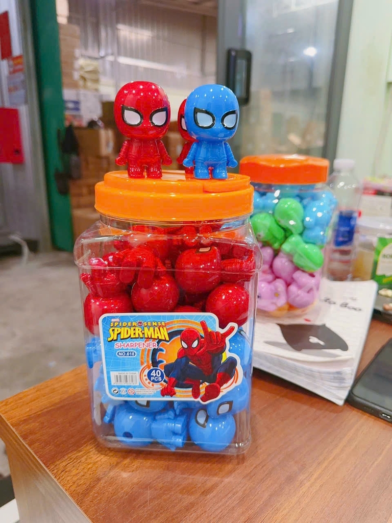 Chuốt Chì Spider Man 618 (40 Cái/Lon) (48 Lon/Thùng)