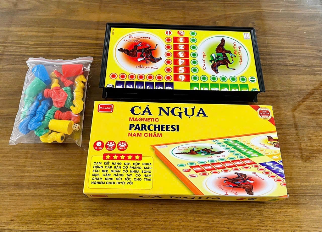 . Bàn Cờ Cá Ngựa Aihao NAM CHÂM 28 x 28CM (Có Hộp Giấy Bên Ngoài) (60 Hộp/Thùng) No.001