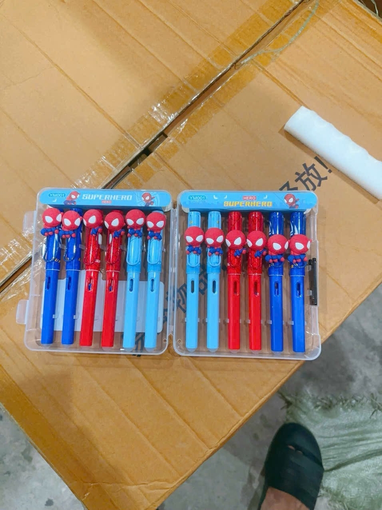 . Bút Máy Xóa Được 9065, 9066, 9067 HỘP NHỰA (12 CÂY/HỘP ; 120 HỘP/THÙNG)