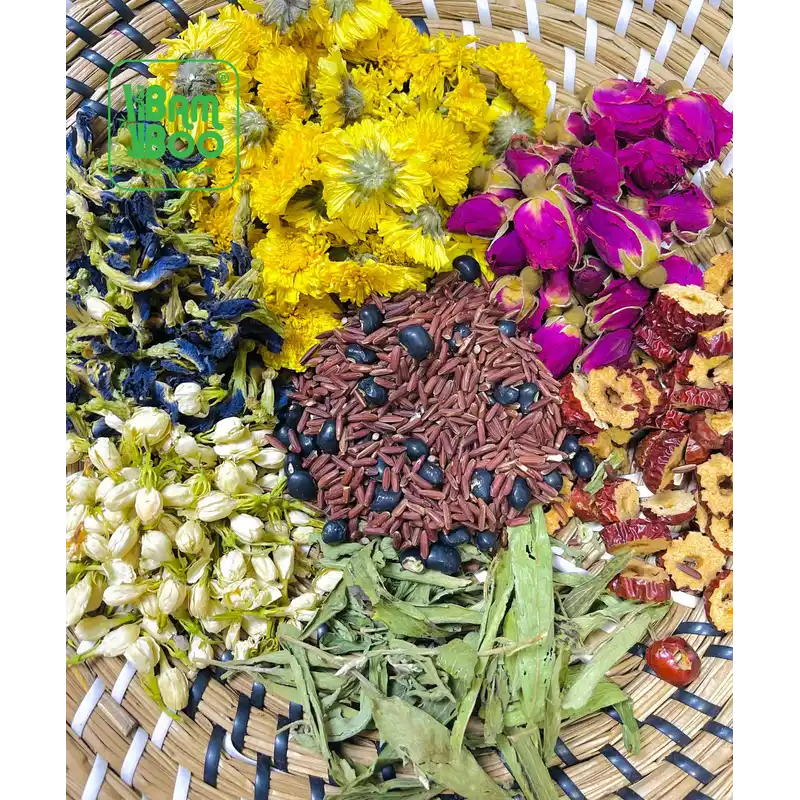 Trà gạo lứt đậu đen hoa cúc 8 vị đẹp da