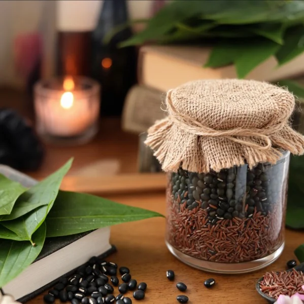 Trà gạo lứt đậu đen lá dứa giữ dáng