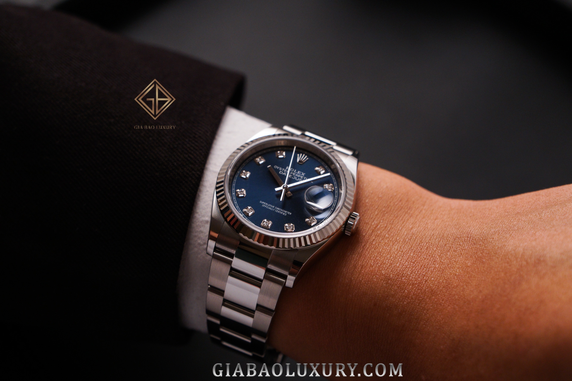 Đồng Hồ Rolex Datejust 36 126234 Mặt Số Xanh Nạm Kim Cương Dây Đeo Oyster