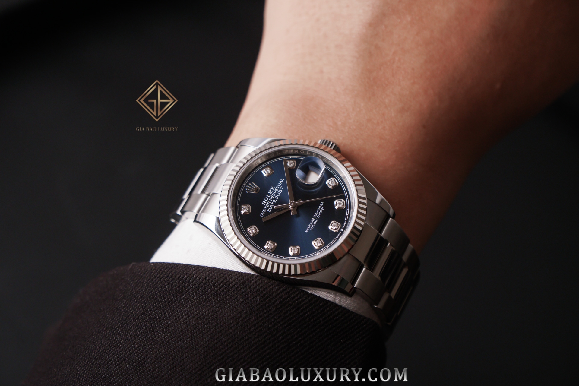 Đồng Hồ Rolex Datejust 36 126234 Mặt Số Xanh Nạm Kim Cương Dây Đeo Oyster