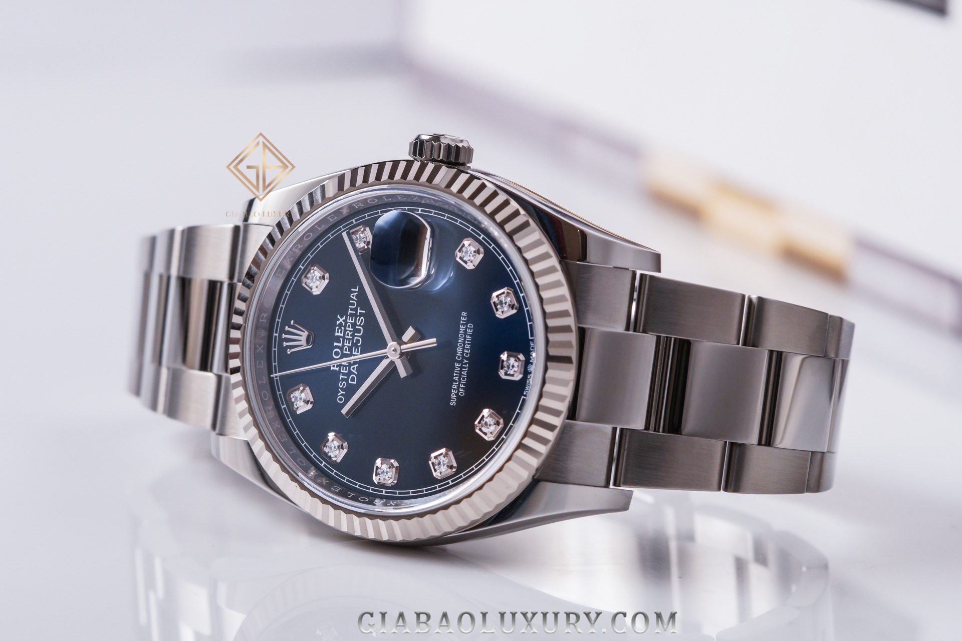 Đồng Hồ Rolex Datejust 36 126234 Mặt Số Xanh Nạm Kim Cương Dây Đeo Oyster