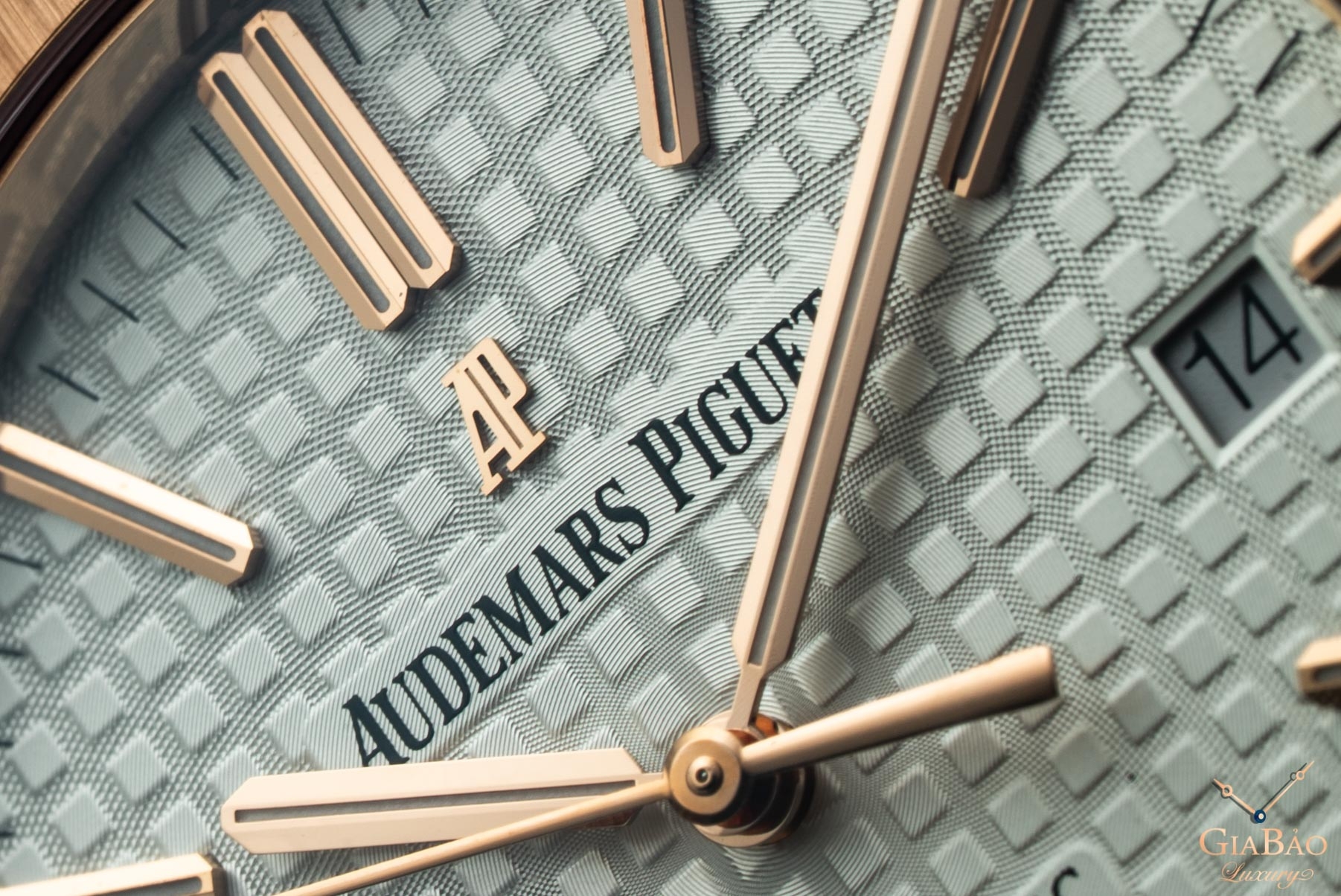 Đồng Hồ Audemars Piguet Royal Oak Selfwinding 15400OR.OO.1220OR.02