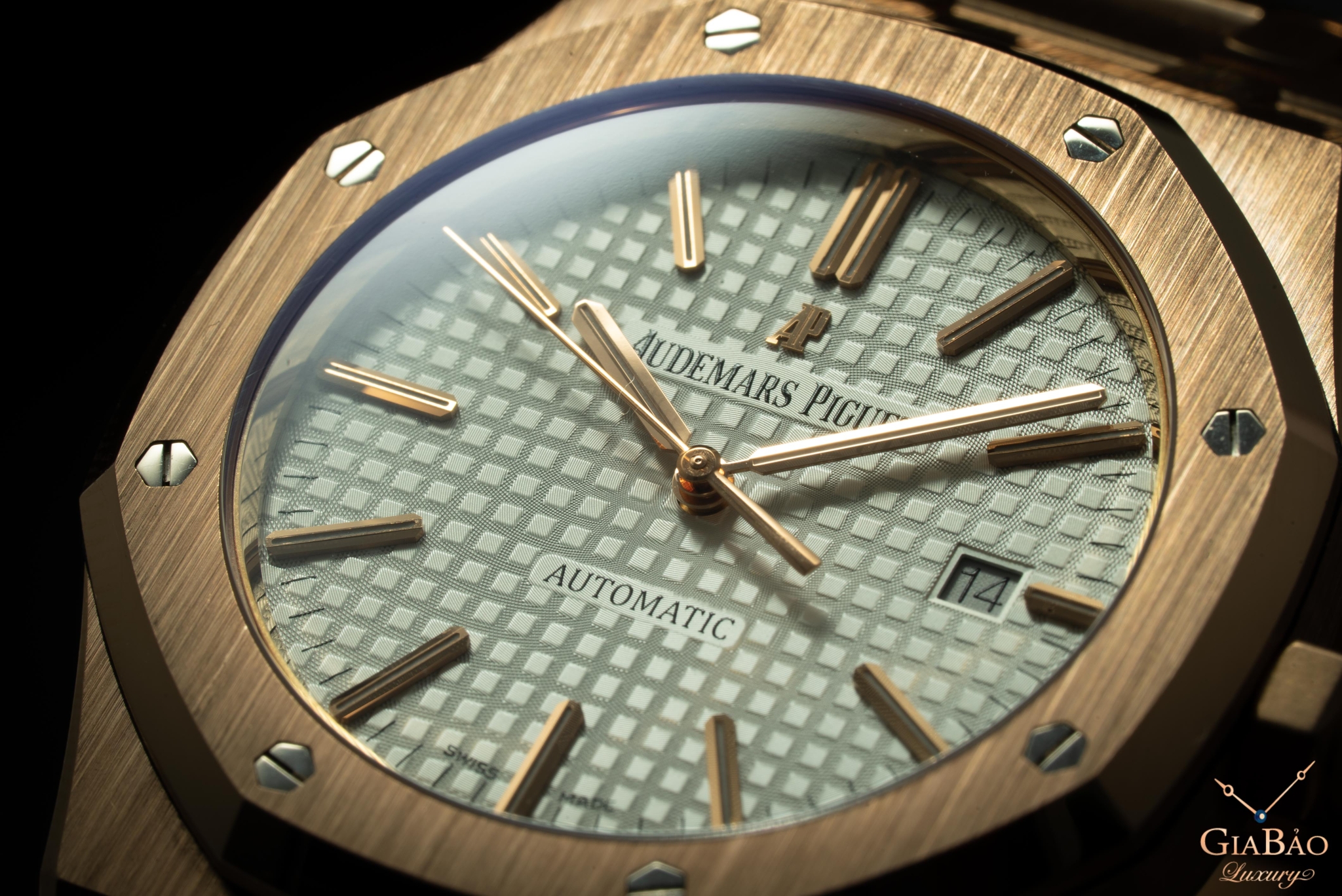 Đồng Hồ Audemars Piguet Royal Oak Selfwinding 15400OR.OO.1220OR.02