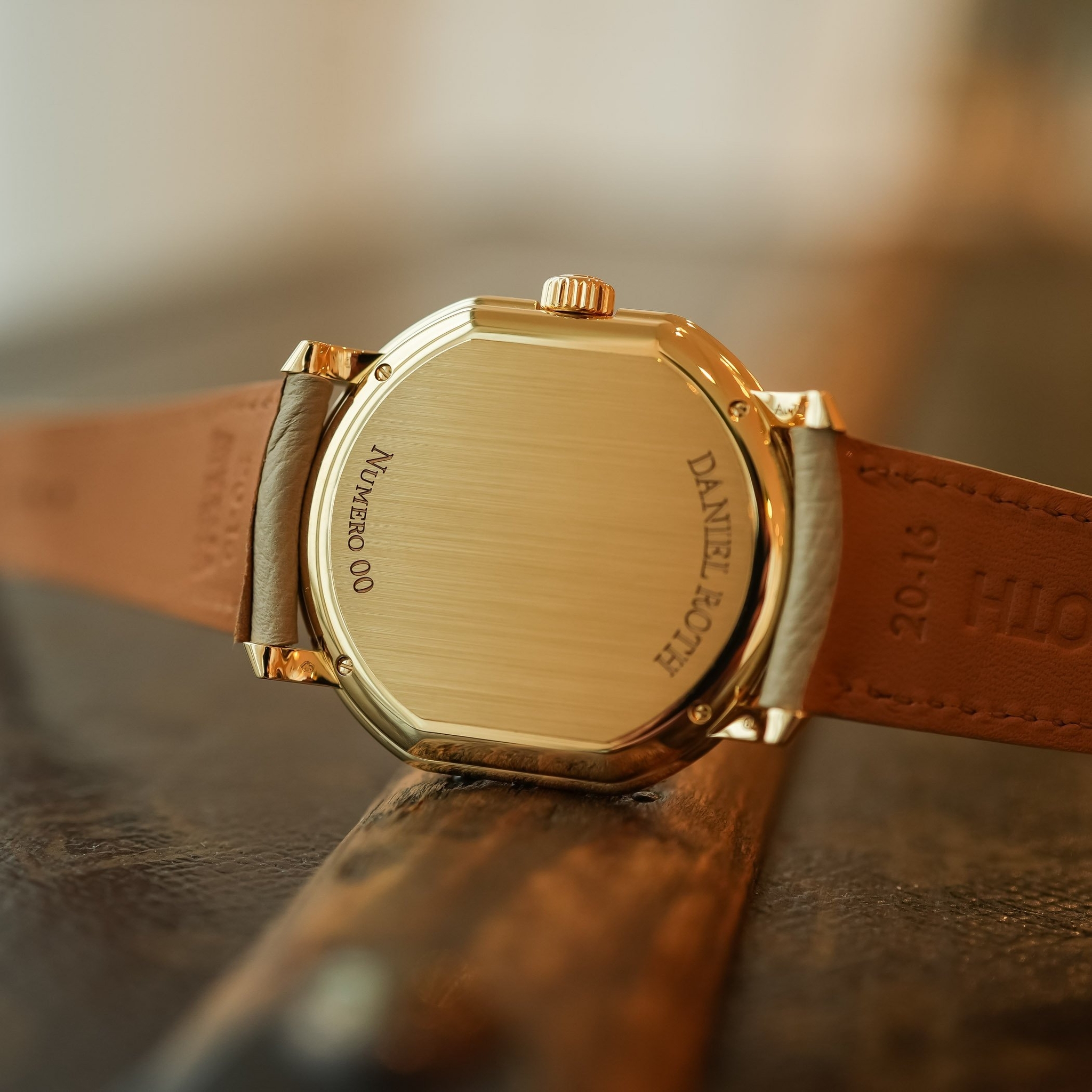 Daniel Roth Extra Plat Souscription – Biểu tượng hồi sinh một thương hiệu danh tiếng