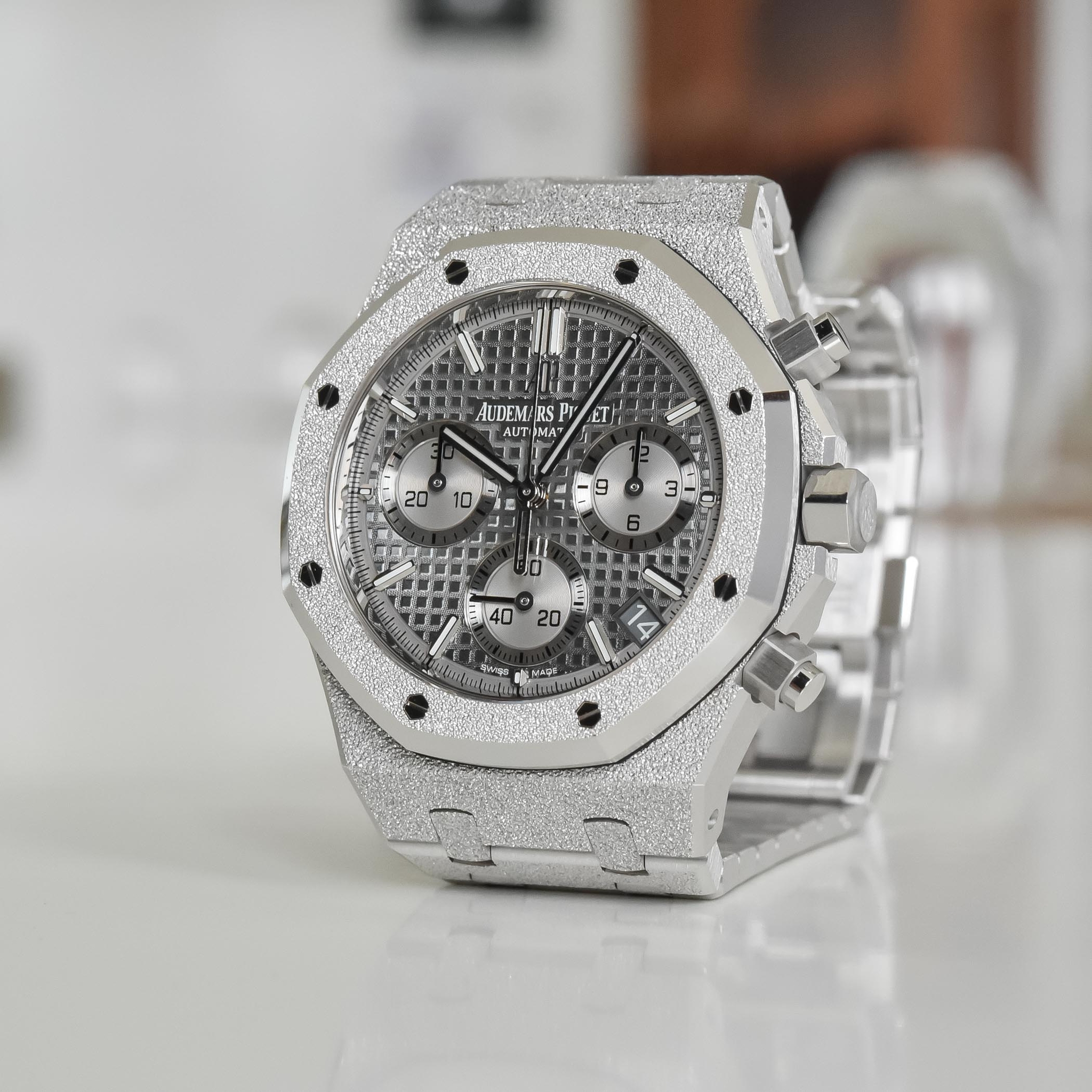 Đồng hồ Audemars Piguet Royal Oak Selfwinding Chronograph 41mm Frosted Gold