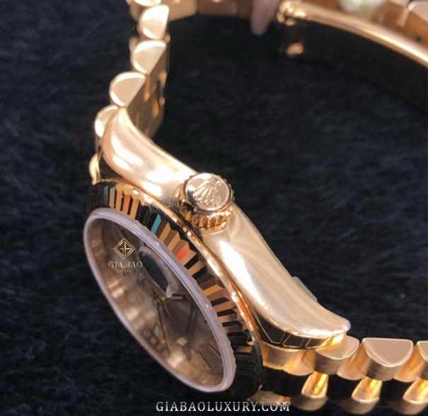 Đồng Hồ Rolex Lady-Datejust 279178 Mặt Số Bạc Cọc Dạ Quang Dây Đeo President