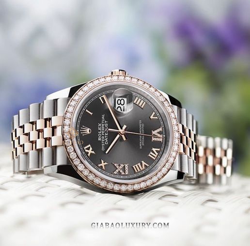 Đồng Hồ Rolex Datejust 36 126281RBR Mặt Số Rhodium Tối Cọc Số La Mã