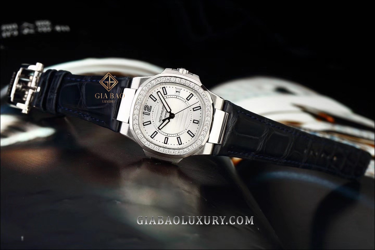 Đồng Hồ Patek Philippe Nautilus 7010G-001