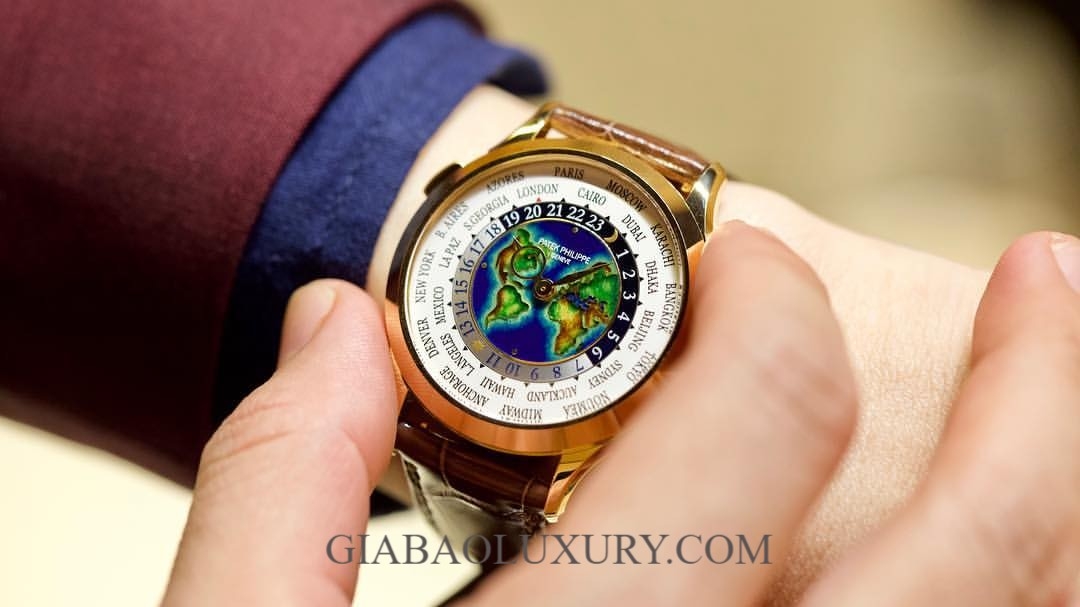 Patek Philippe Complications 5231J-001