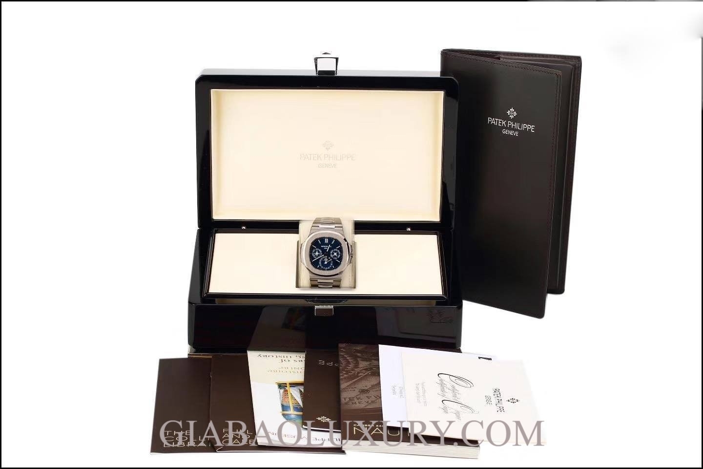 Đồng hồ Patek Philippe Nautilus 5740/1G-001