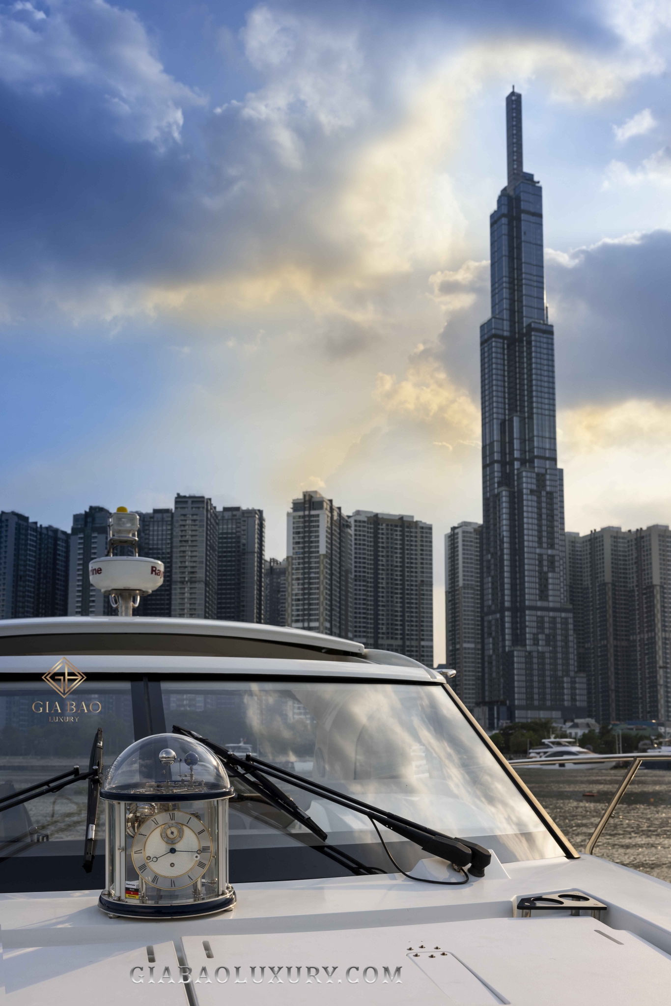 Đồng Hồ Để Bàn Hermle Tellurium 22823 V30532 (Blue and Nickel)