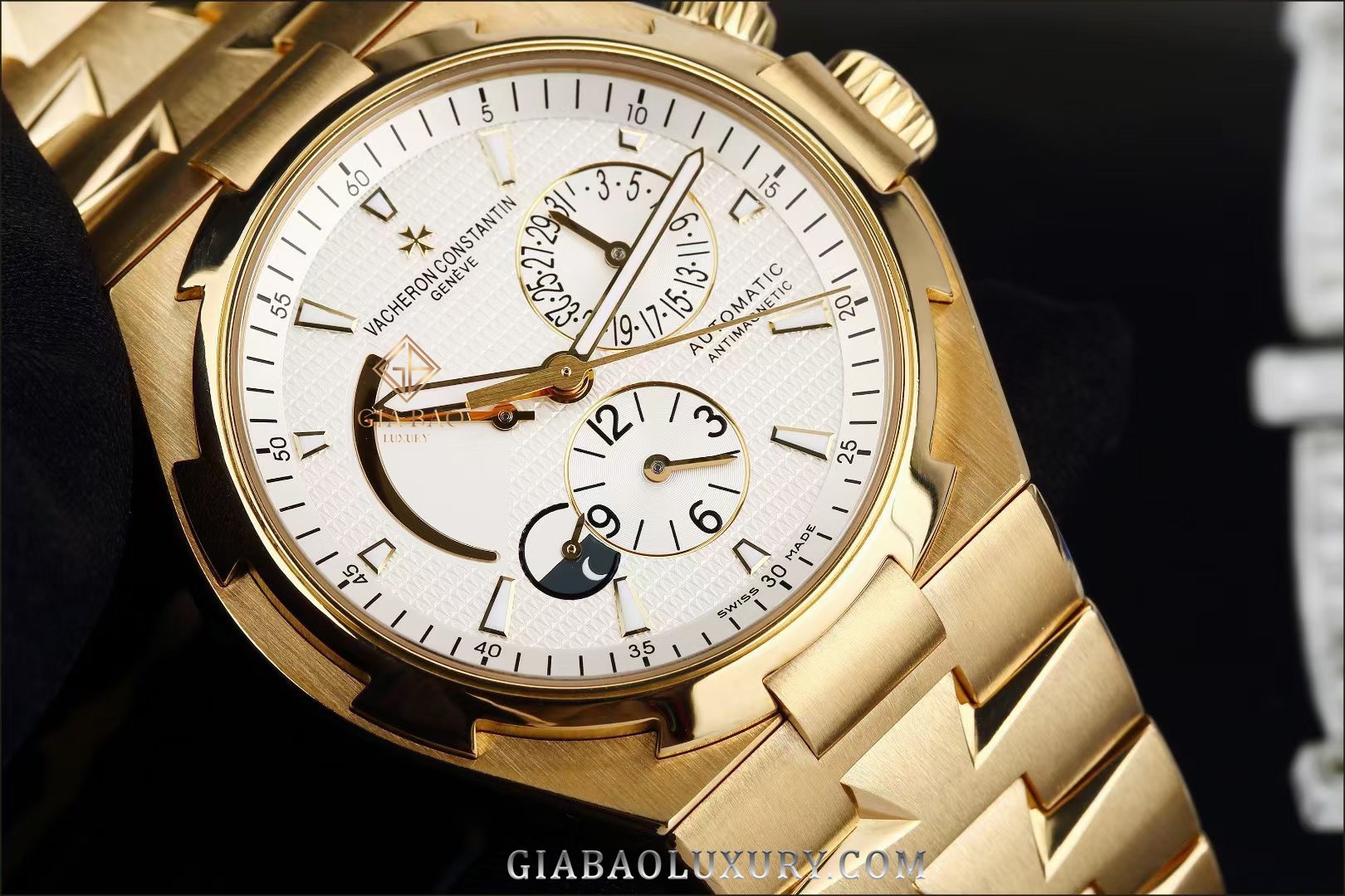 Đồng Hồ Vacheron Constantin Overseas Dual Time 42mm 47450/B01J-9228