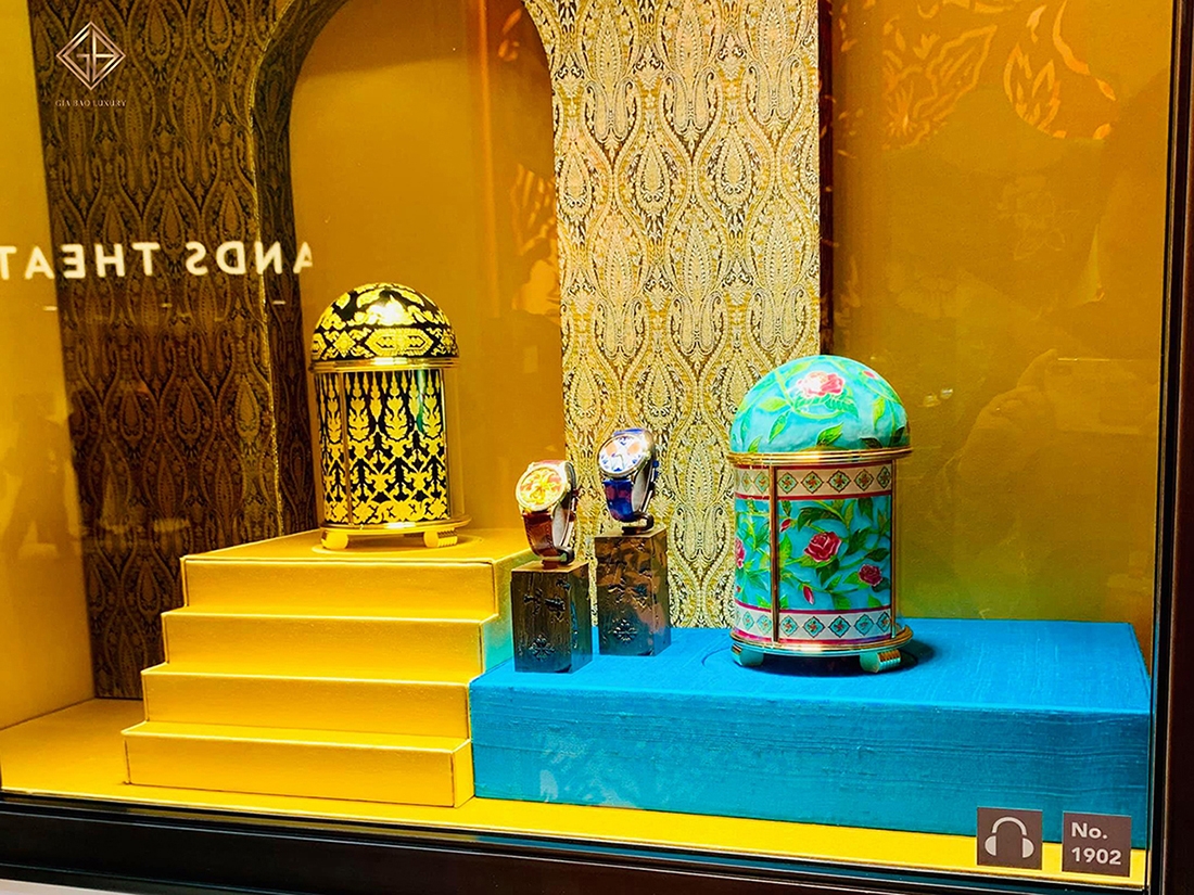 Sự Kiện Watch Art Grand Exhibition Diễn Ra Tại Singapo