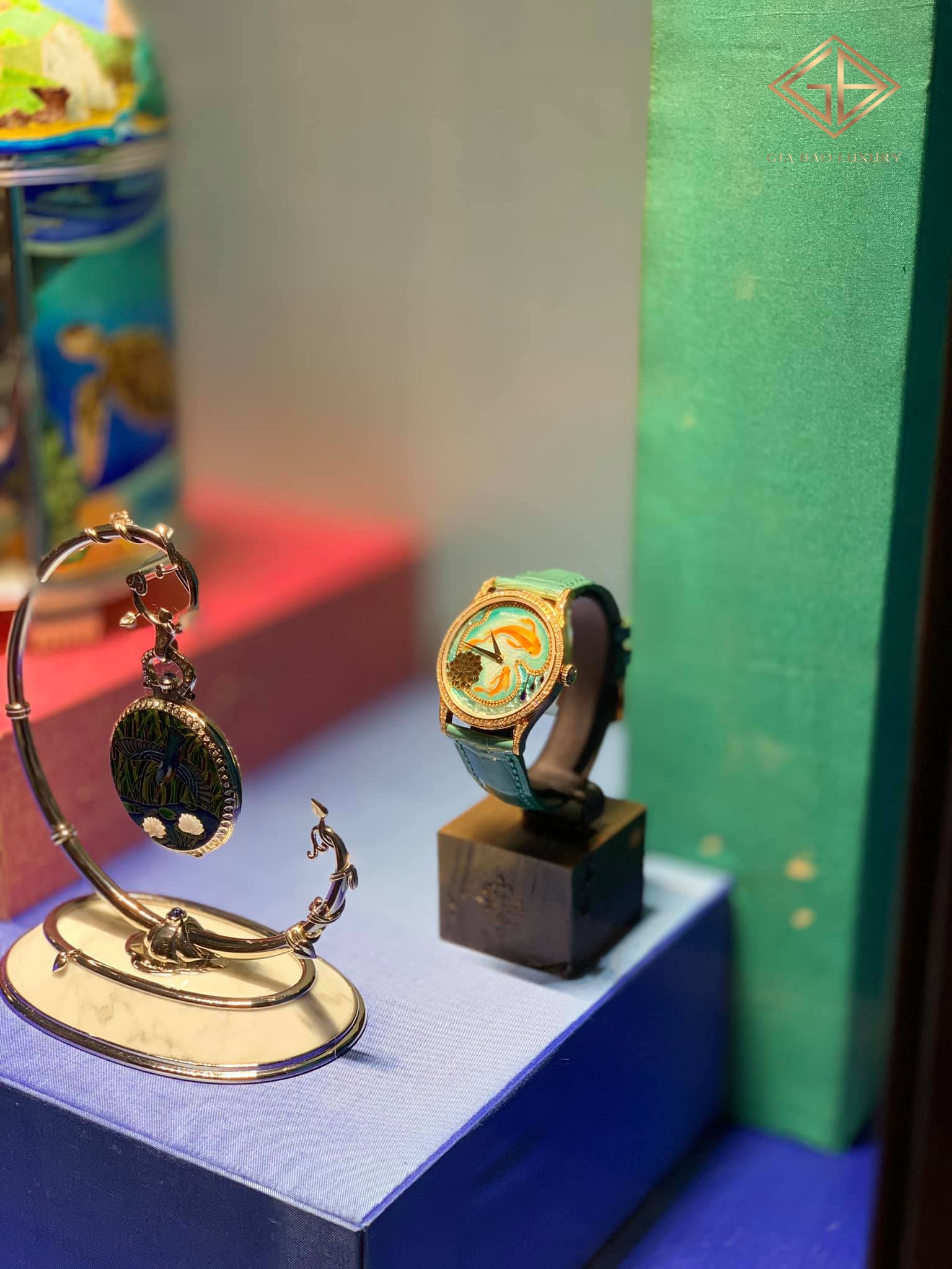 Sự Kiện Watch Art Grand Exhibition Diễn Ra Tại Singapo