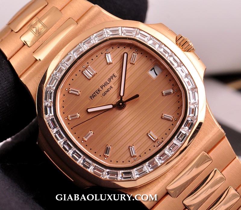 Đồng Hồ Patek Philippe Nautilus 5723/1R-001