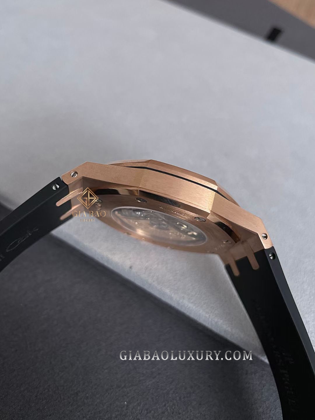 Đồng Hồ Audemars Piguet Royal Oak Selfwinding 15400OR.OO.D088CR.01