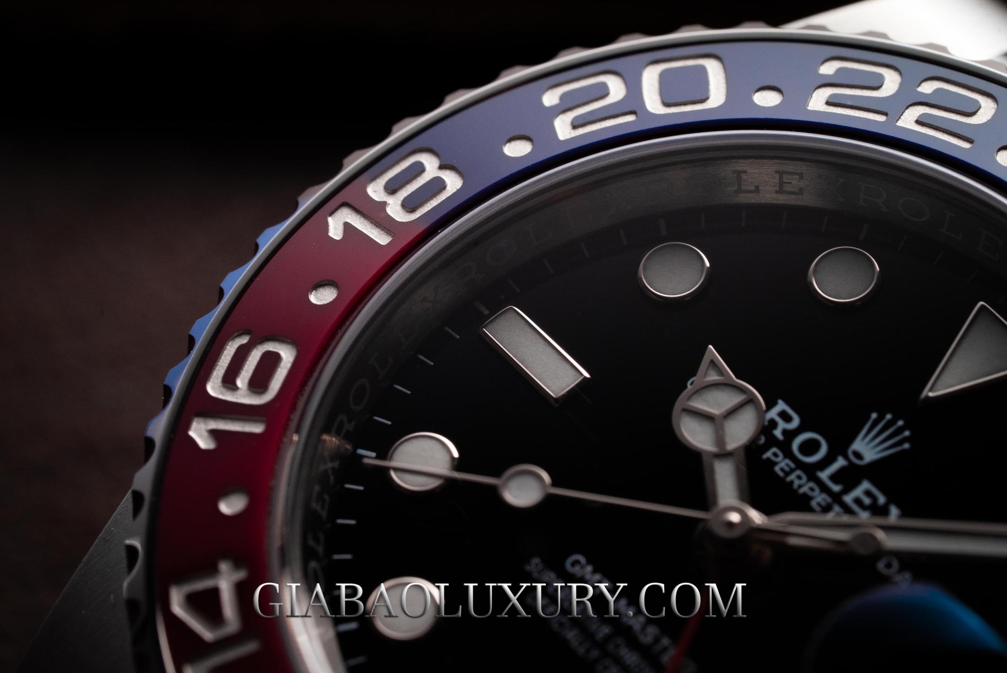 Đồng Hồ Rolex GMT-Master II 126710BLRO