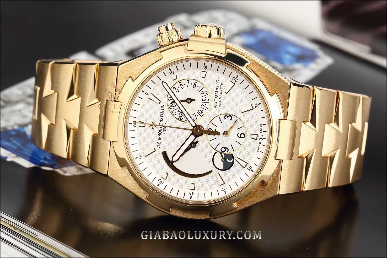 Đồng Hồ Vacheron Constantin Overseas Dual Time 42mm 47450/B01J-9228