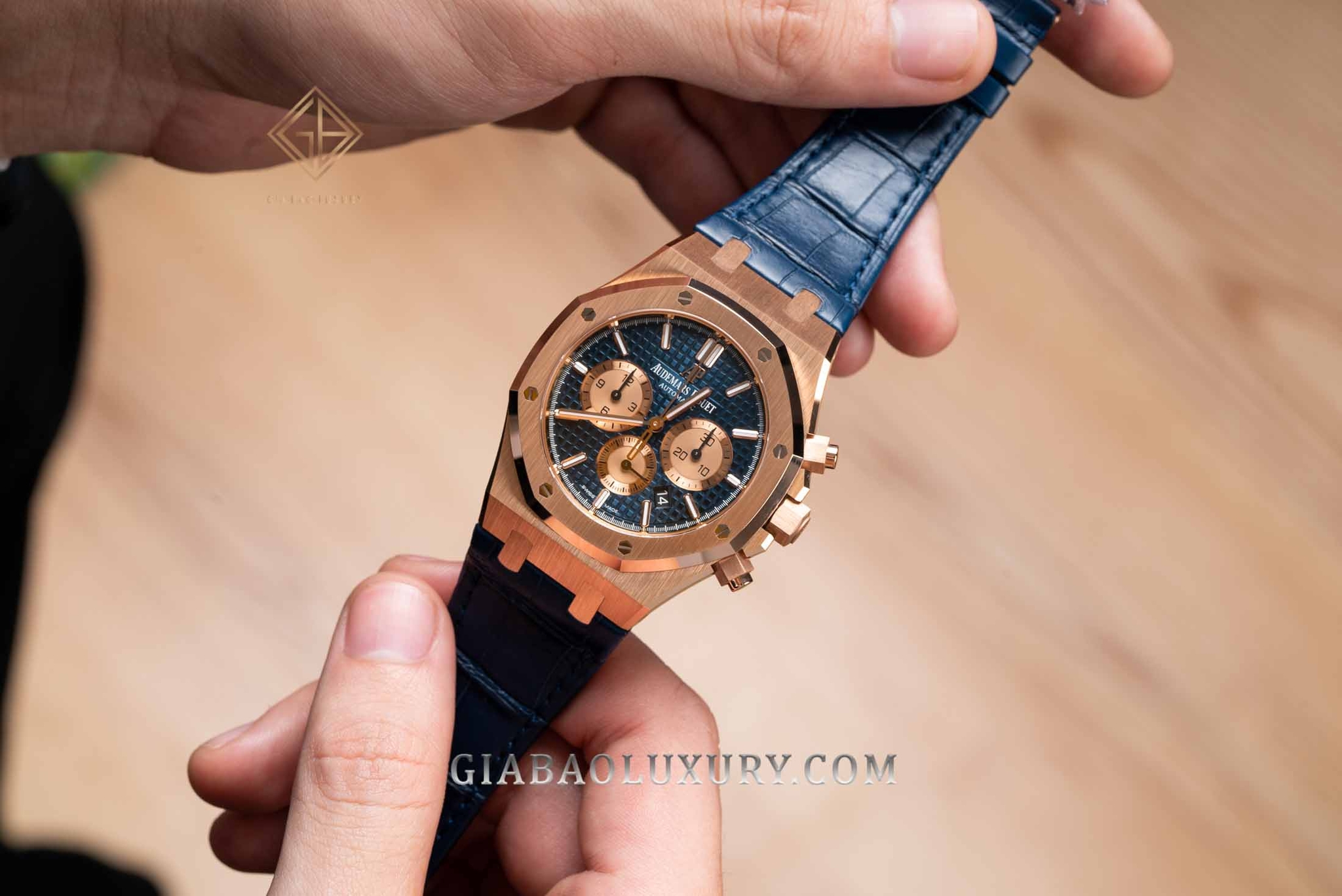 Audemars Piguet Royal Oak Chronograph 41mm 26331OR.OO.D315CR.01 Dây Da Cá Sấu