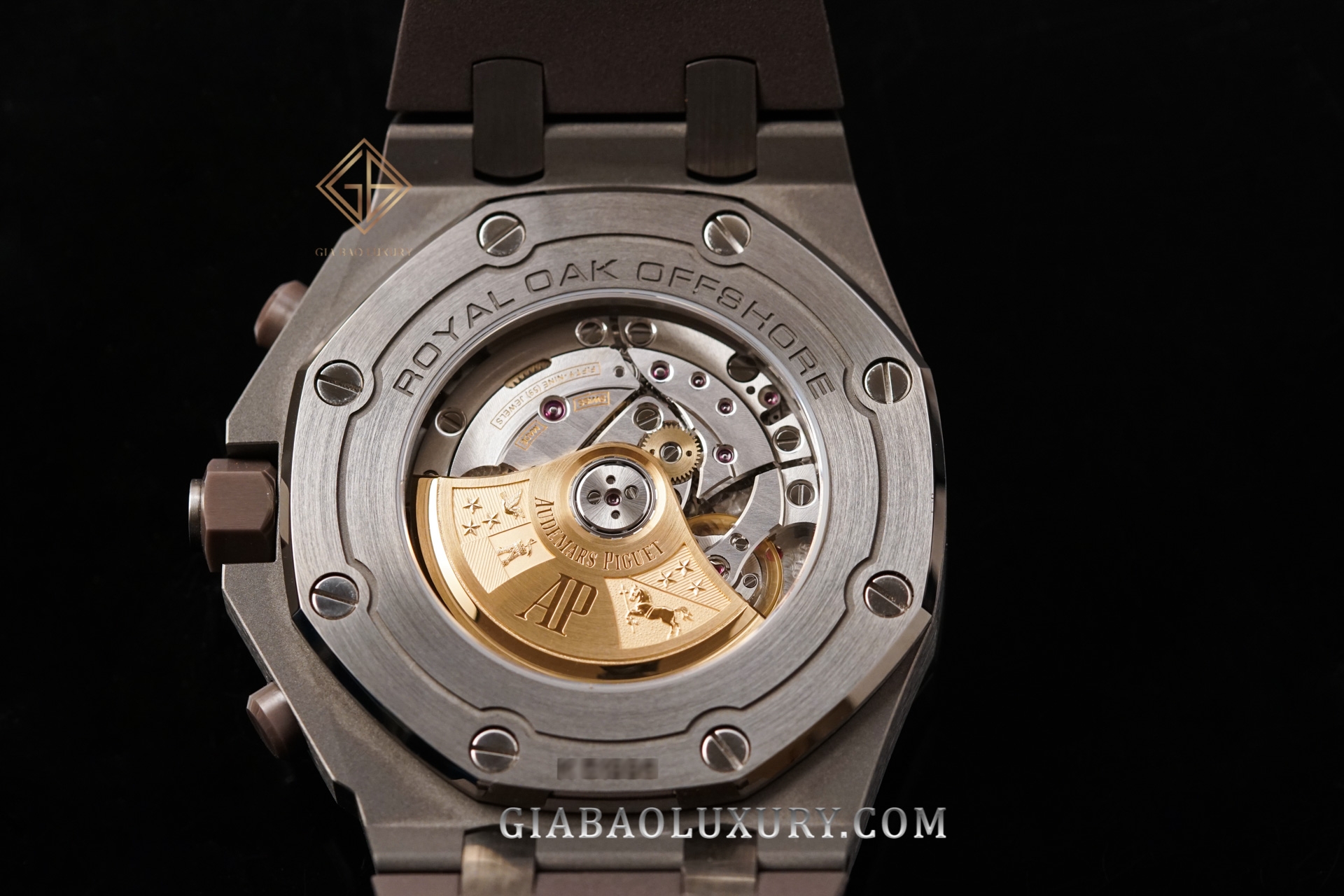 đồng hồ Audemars Piguet Royal Oak Offshore với mã hiệu ref. 26470IO.OO.A006CA.01