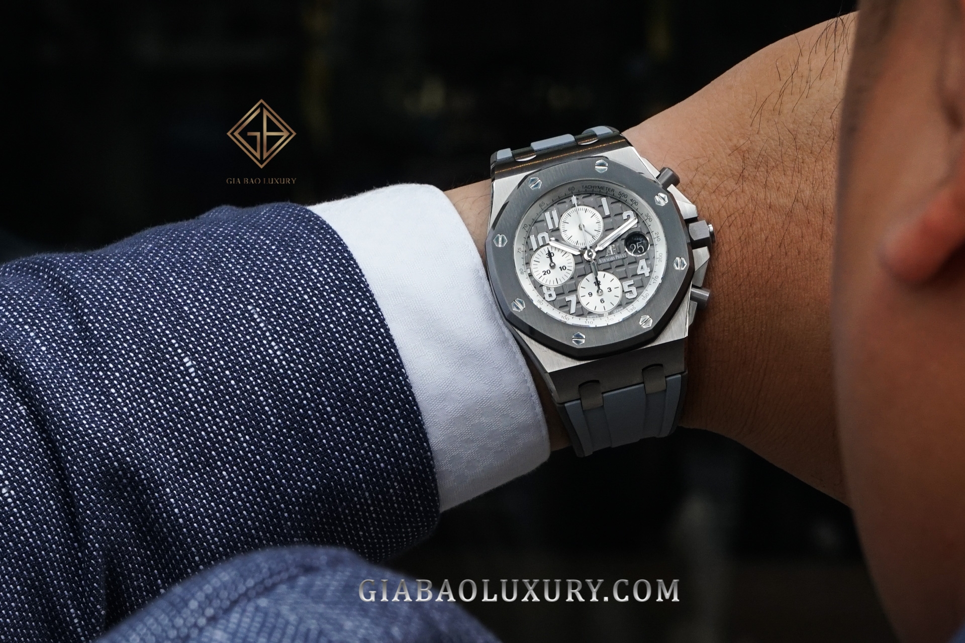 đồng hồ Audemars Piguet Royal Oak Offshore với mã hiệu ref. 26470IO.OO.A006CA.01