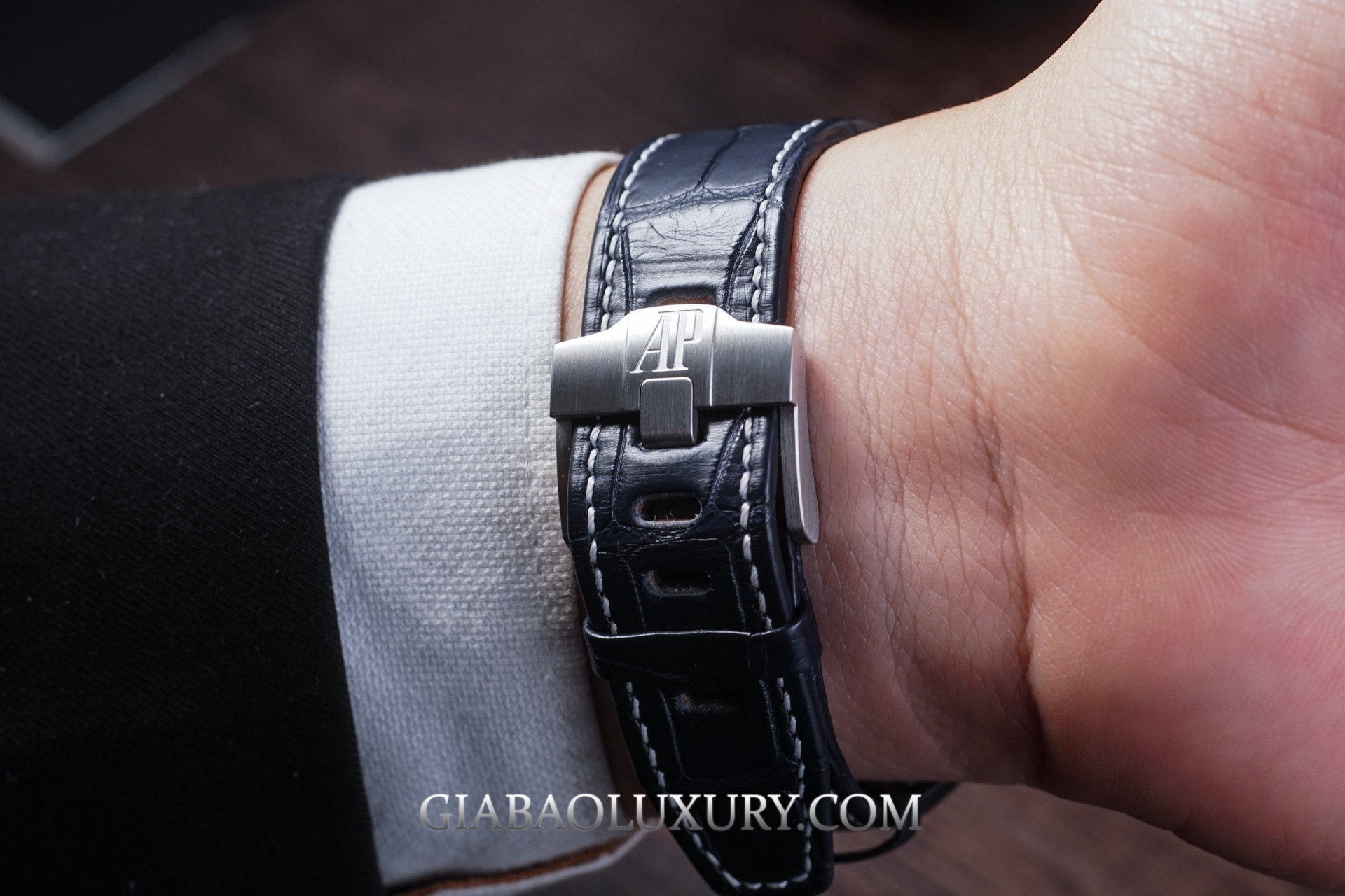 Review Đồng Hô Audemars Piguet Royal Oak Offshore Chronograph 26470ST.OO.A028CR.01