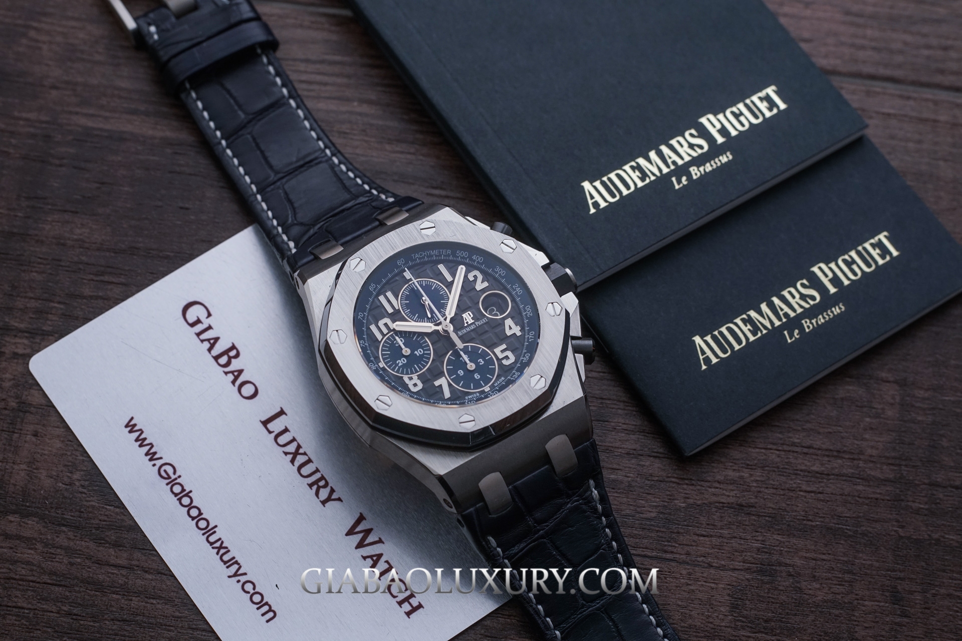 Đồng hồ Audemars Piguet Royal Oak Offshore 42mm Chronograph 26470ST.OO.A028CR.01