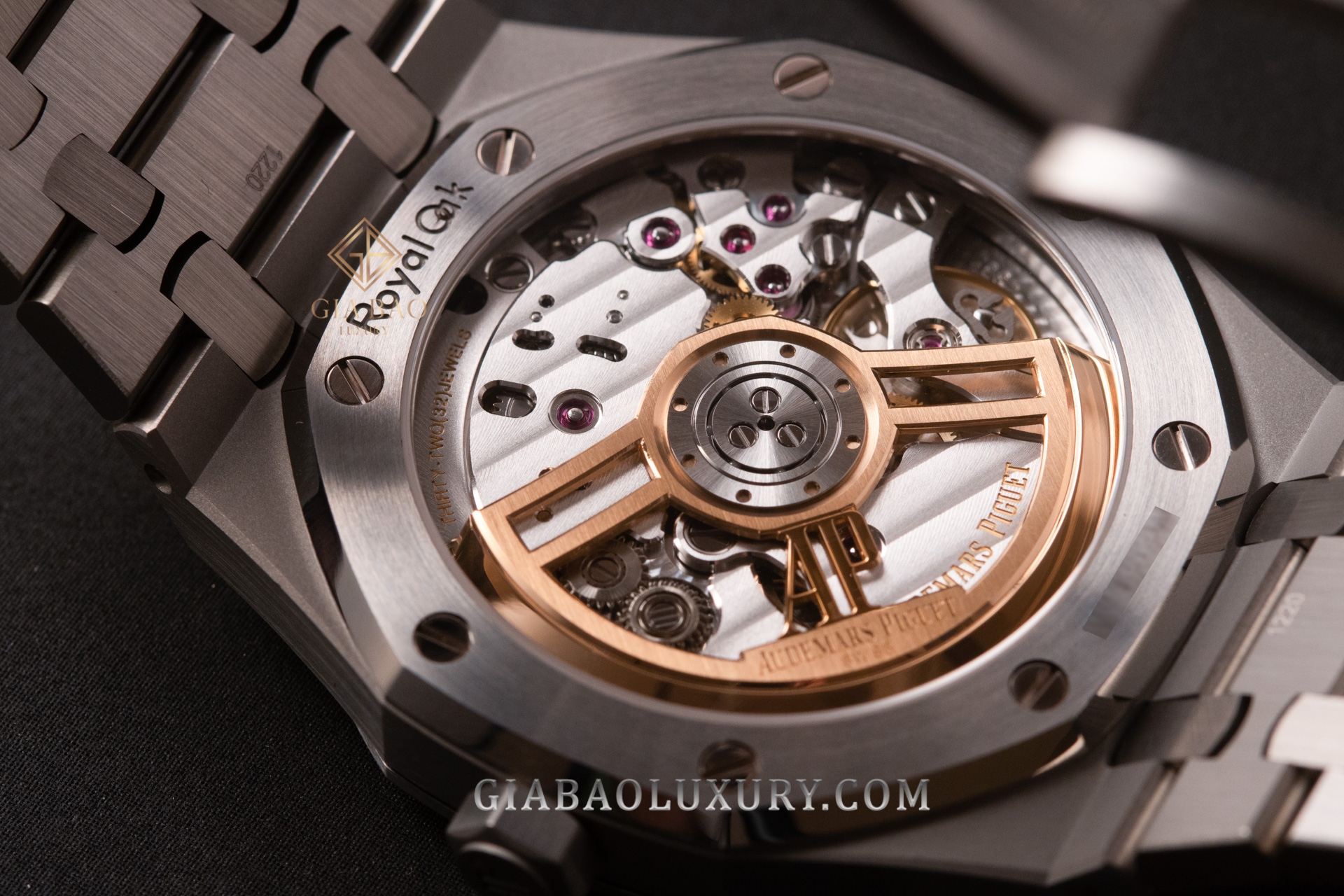 Đồng Hồ Audemars Piguet Royal Oak Selfwinding 15500ST.OO.1220ST.03