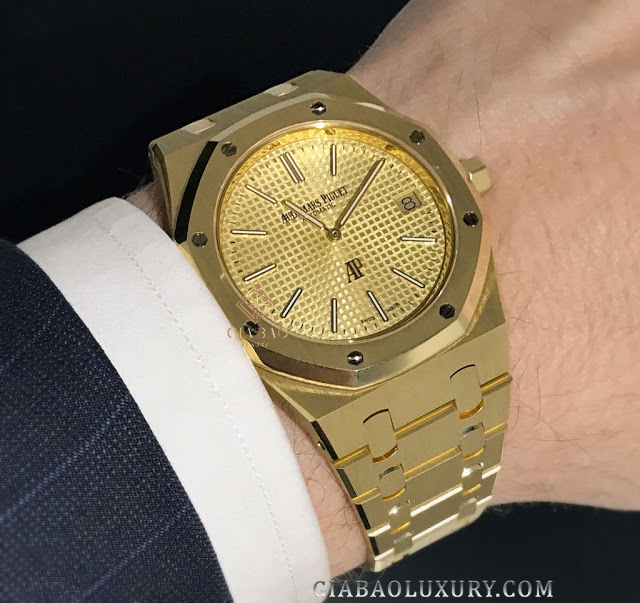Đồng Hồ Audemars Piguet Royal Oak Jumbo Extra-Thin 15202BA.OO.1240BA.02