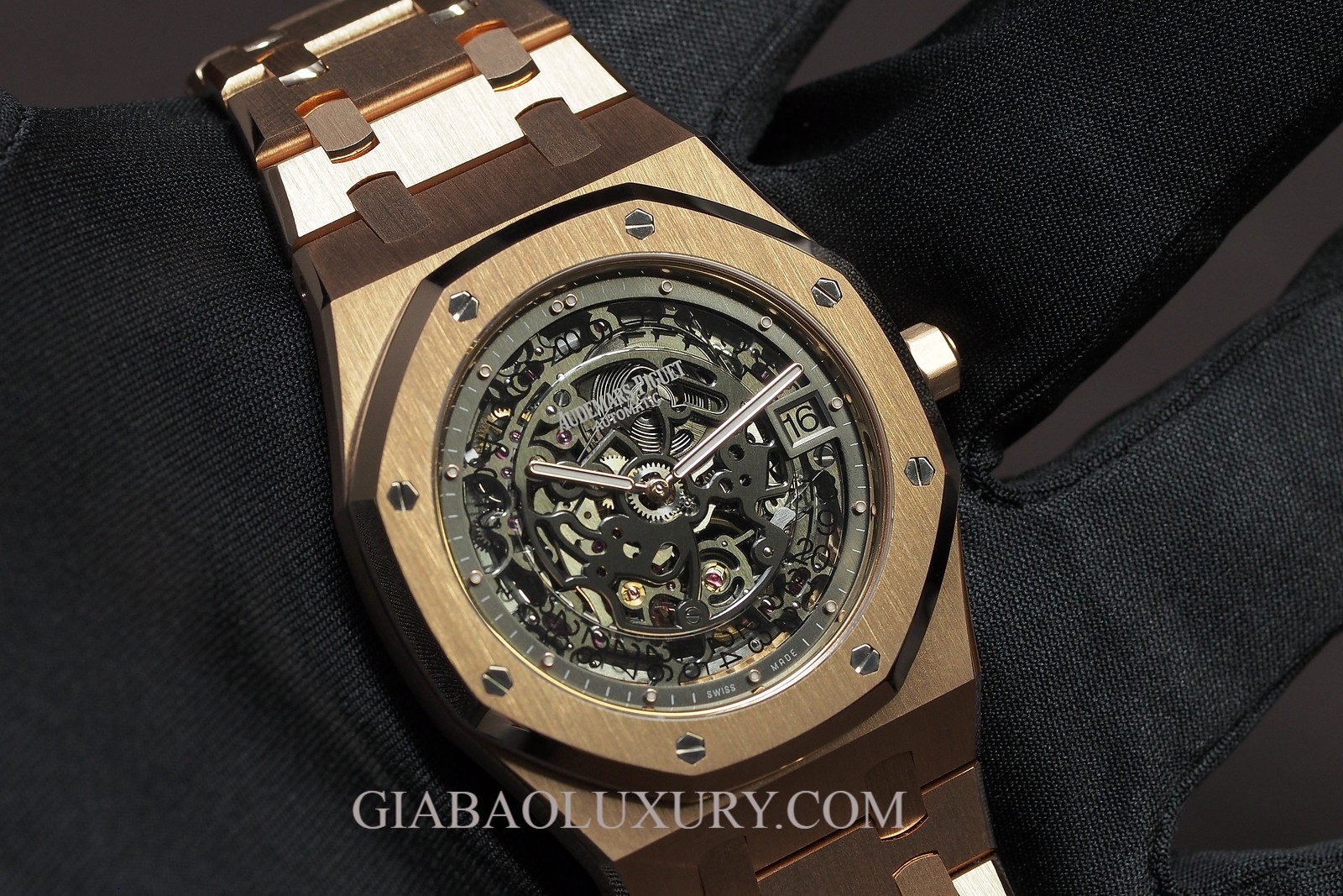 Đồng hồ Audemars Piguet Royal Oak Openworked Extra- Thin Skeleton 15204OR.OO.1240OR.01