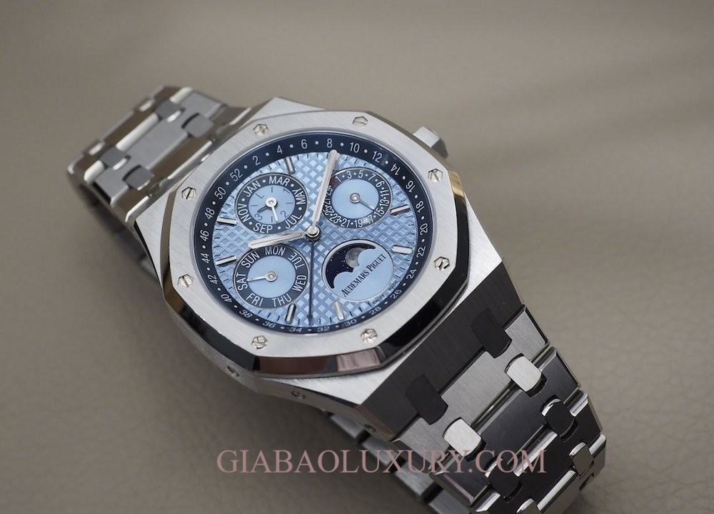 Đồng Hồ Audemars Piguet Royal Oak Perpetual Calendar Platinum Ice Blue Dial ref. 26574PT.OO.1220PT.01