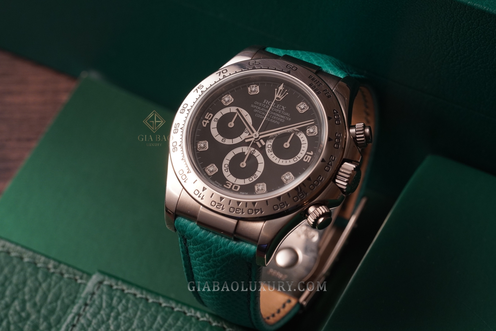 Đồng Hồ Rolex Cosmograph Daytona 116519G Mặt Số Đen Cọc Số Kim Cương