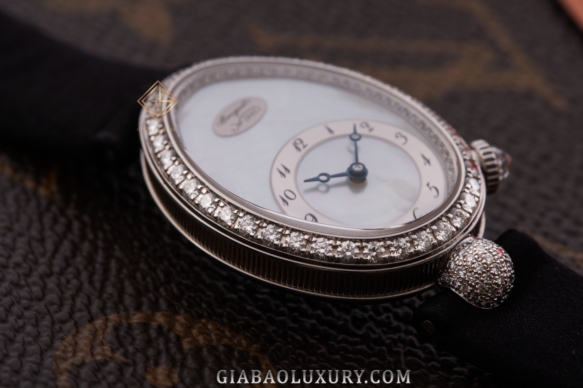Đồng Hồ Breguet Reine de Naples 8928BB