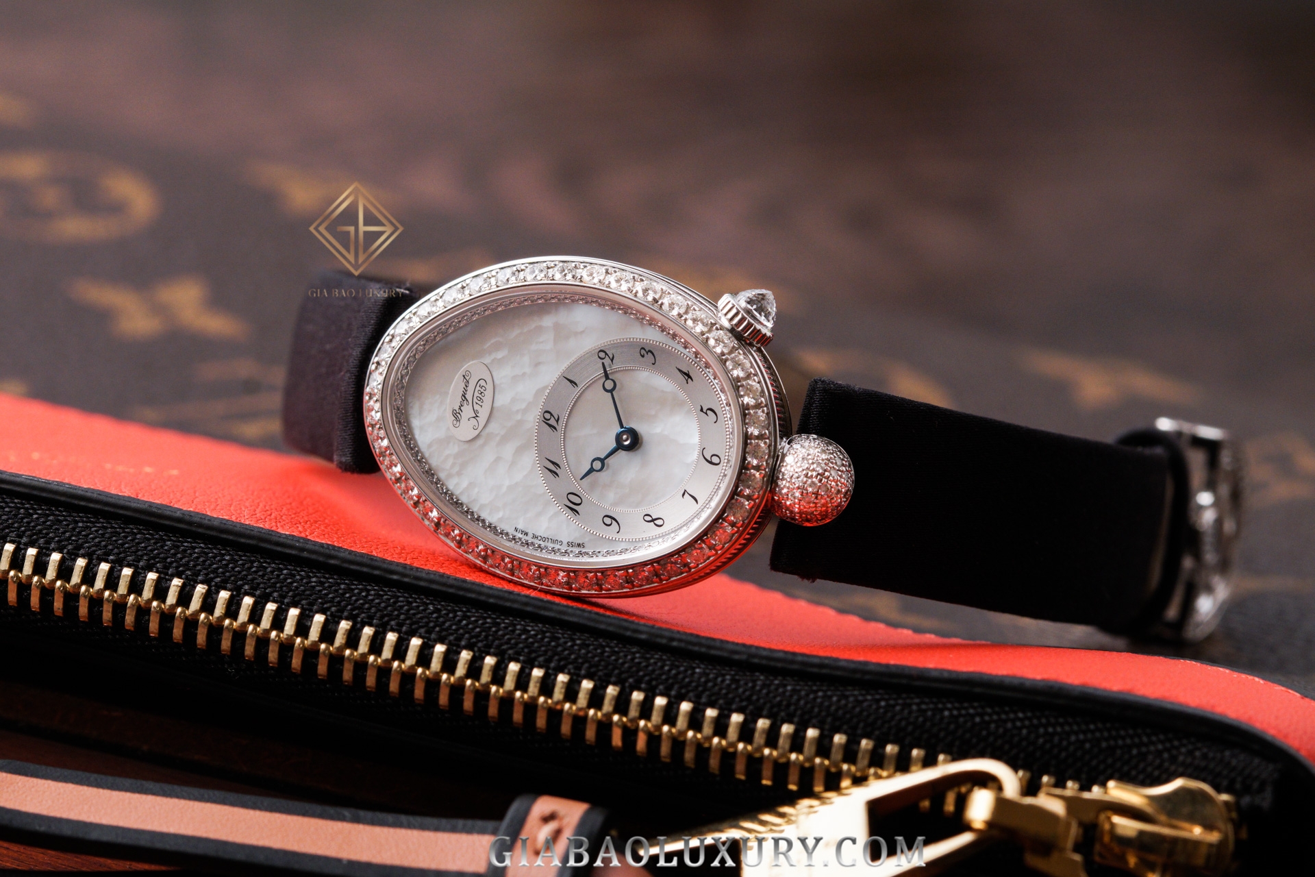 Đồng Hồ Breguet Reine de Naples 8928BB
