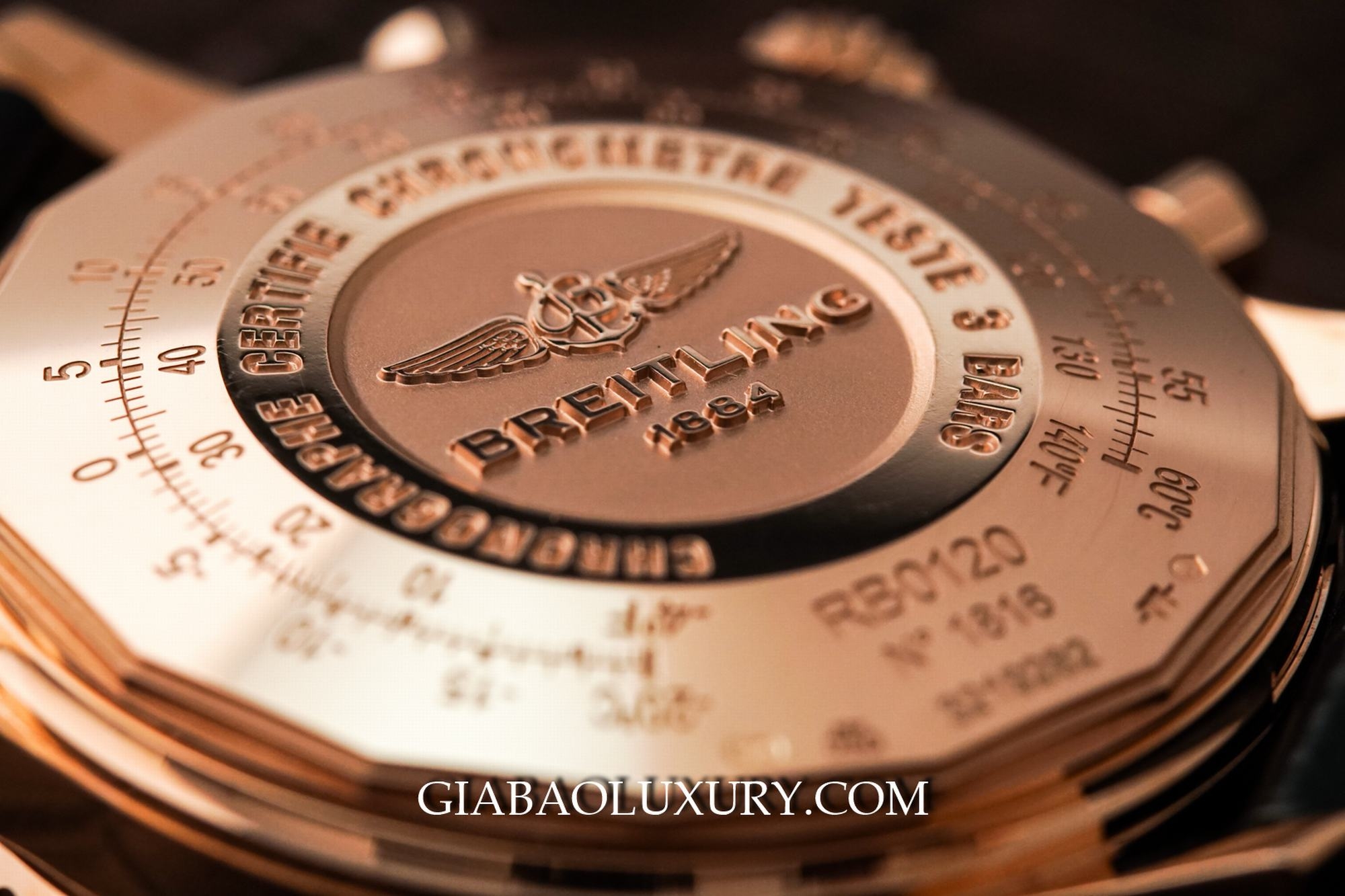Đồng Hồ Breitling Navitimert 01 Mặt Đen